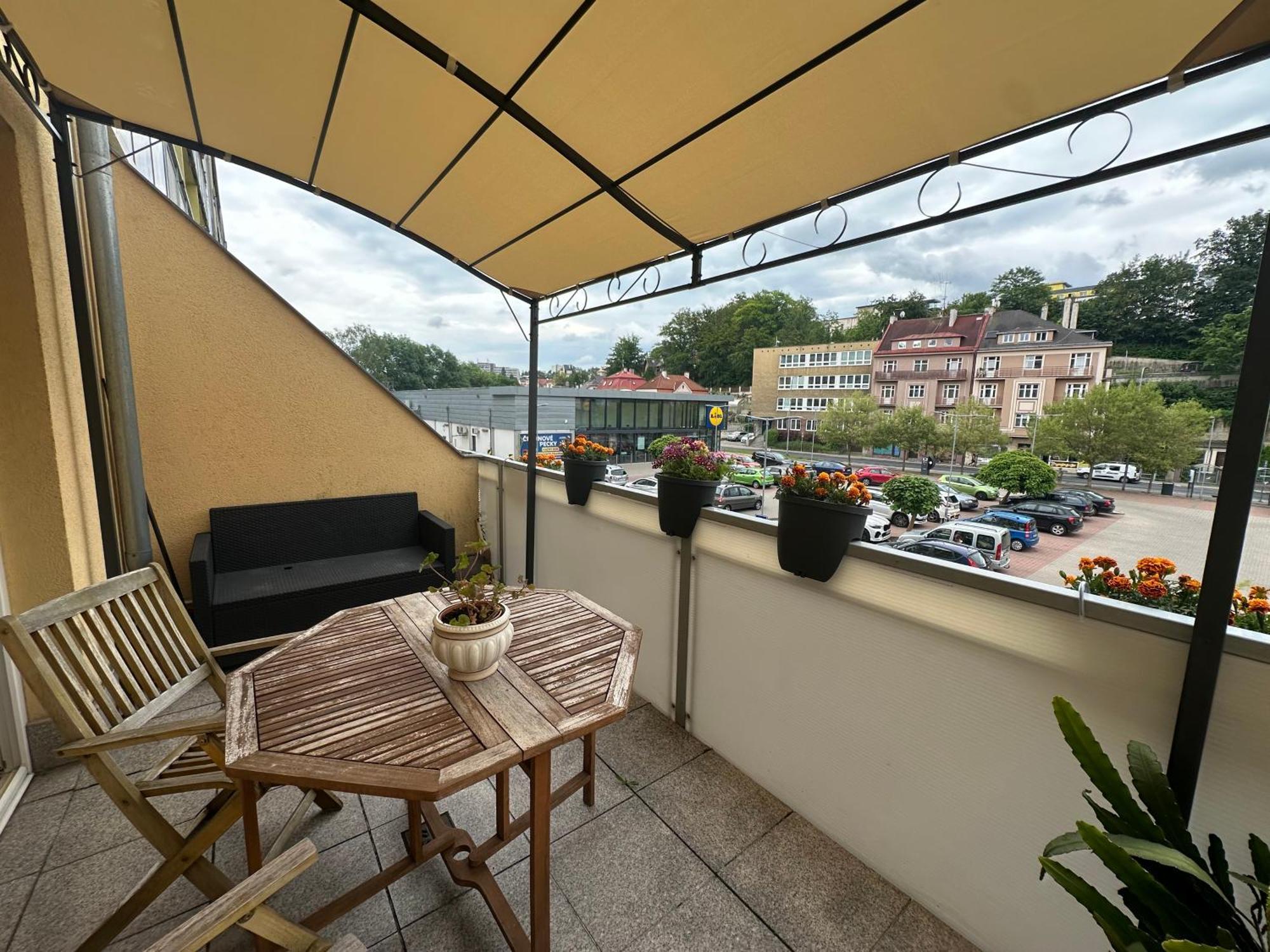 Apartment Julia In The Center Of Karlovy Vary Exterior photo